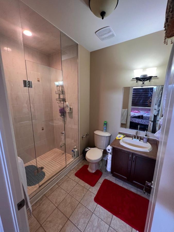 Spacious Detached In Brampton Esterno foto